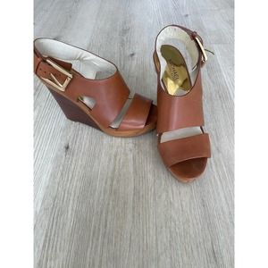 Michael Kors Tan Wedge Sandal Size 8